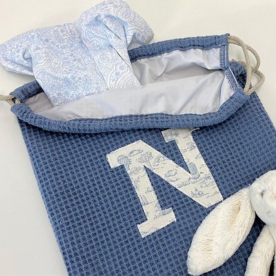 Bolsa multiusos impermeable con inicial o detalle