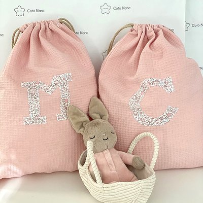 Bolsa multiusos con inicial o detalle aplicado
