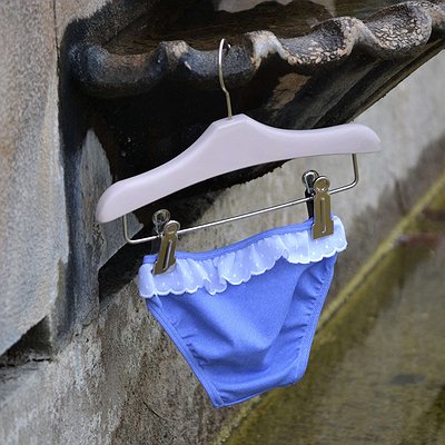 Culetín niña azul y plumeti