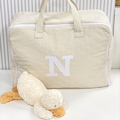 Maleta de tela personalizada modelo Elena con inicial o detalle
