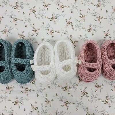 Merceditas hechas a mano en punto de algodón