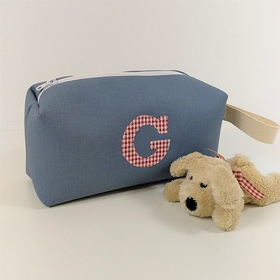 Neceser Mauro plastificado con inicial