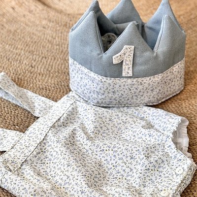 Pack peto y corona de cumpleaños con números