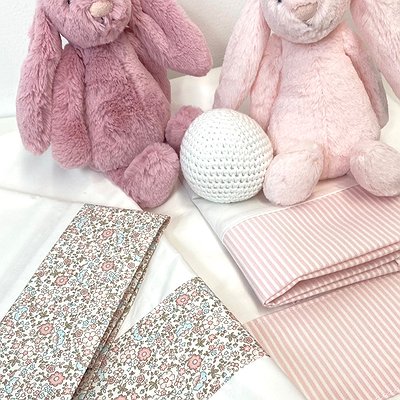 Sábana encimera para cama con cenefa