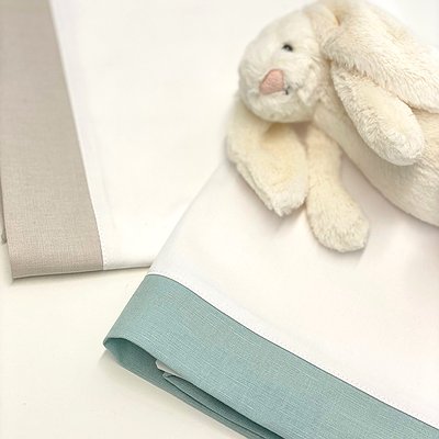 Sábana encimera para cama con cenefa