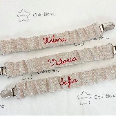 Sujeta servilleta con pinzas